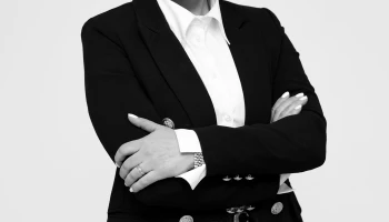 nelli-harutyunyan-litigation-coordinator